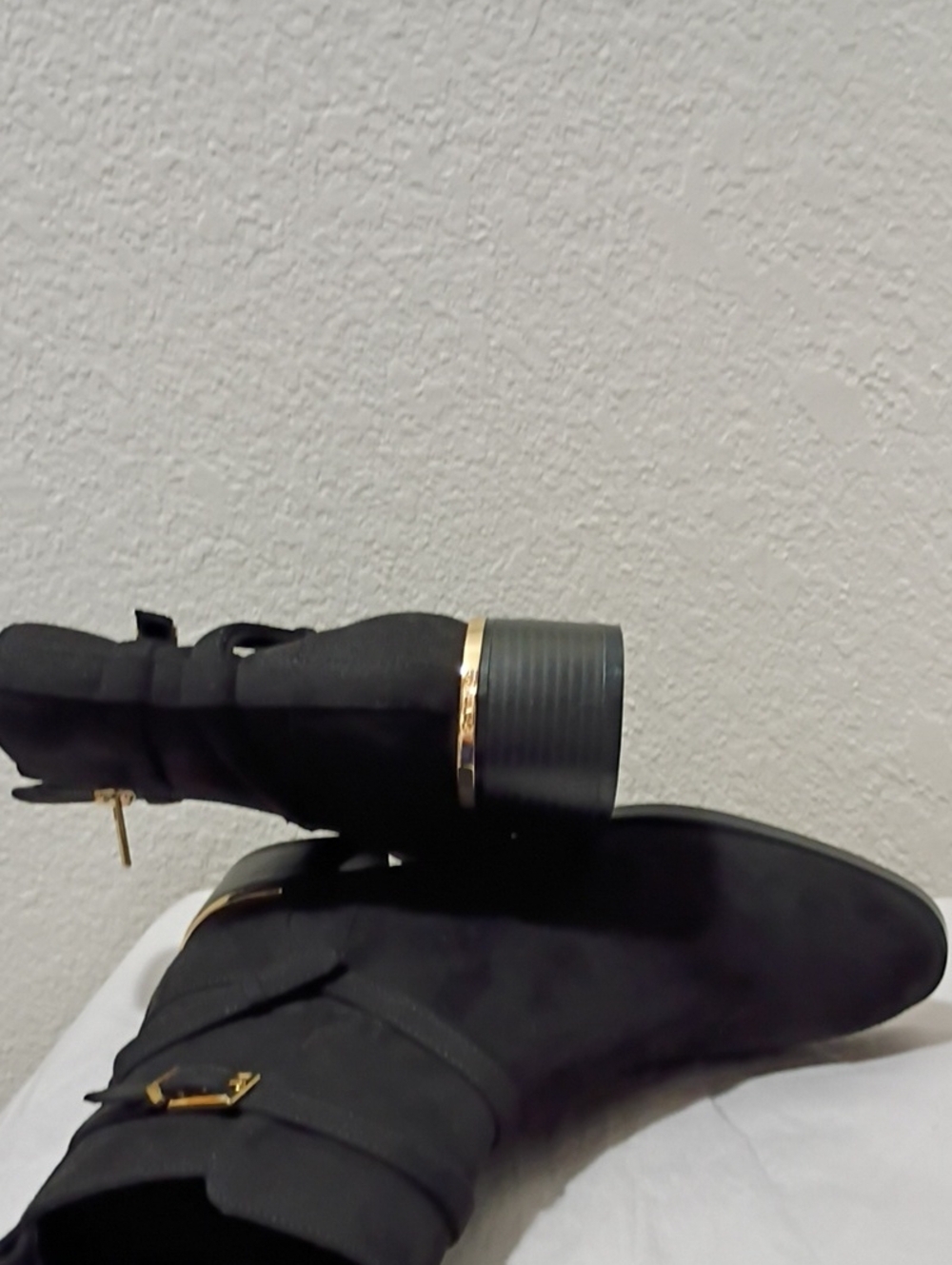 NWOB Calvin Klein Black suede Jasen 2 Buckle Strap Booties with Size 8.5 M - Picture 8 of 15
